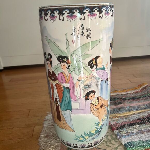 Vintage Porcelain Hand-Painted Vase/Umbrella Stand Geisha & Flowers 18”x8.5” - Picture 11 of 16